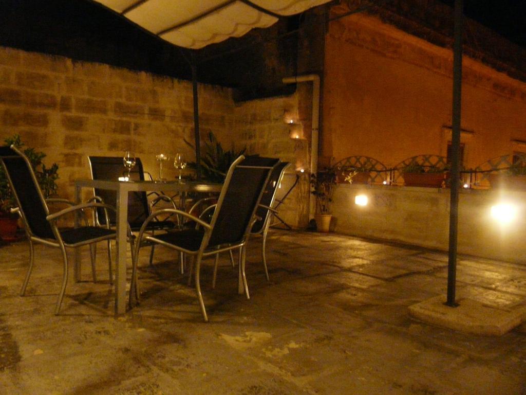 Appartamenti "Il Delfino" Lecce Habitación foto