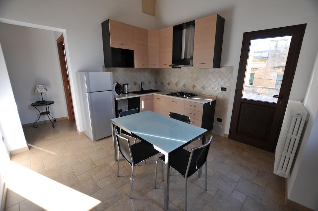 Appartamenti "Il Delfino" Lecce Habitación foto
